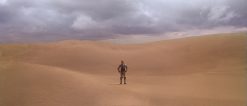 C3PO alone on Tatooine desert